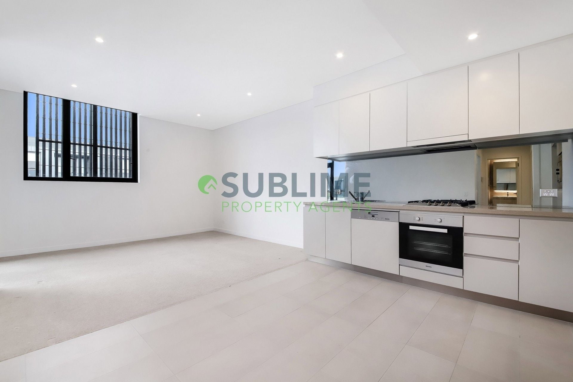 7801/2 Cullen Close, Glebe, Glebe - Thumbnail 2