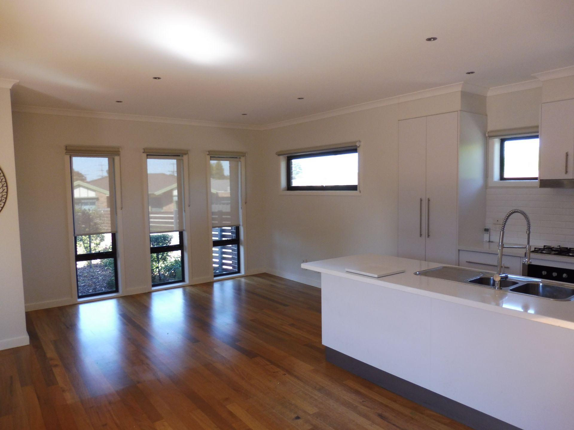 PRIME LOCATION & CLOSE TO ALL AMENITIES