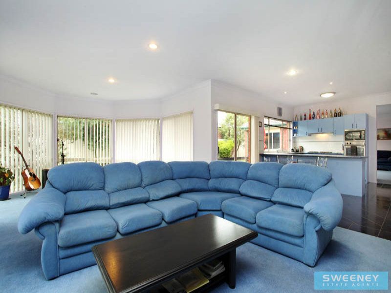 4 Grove Hall Place, Caroline Springs - Thumbnail 7