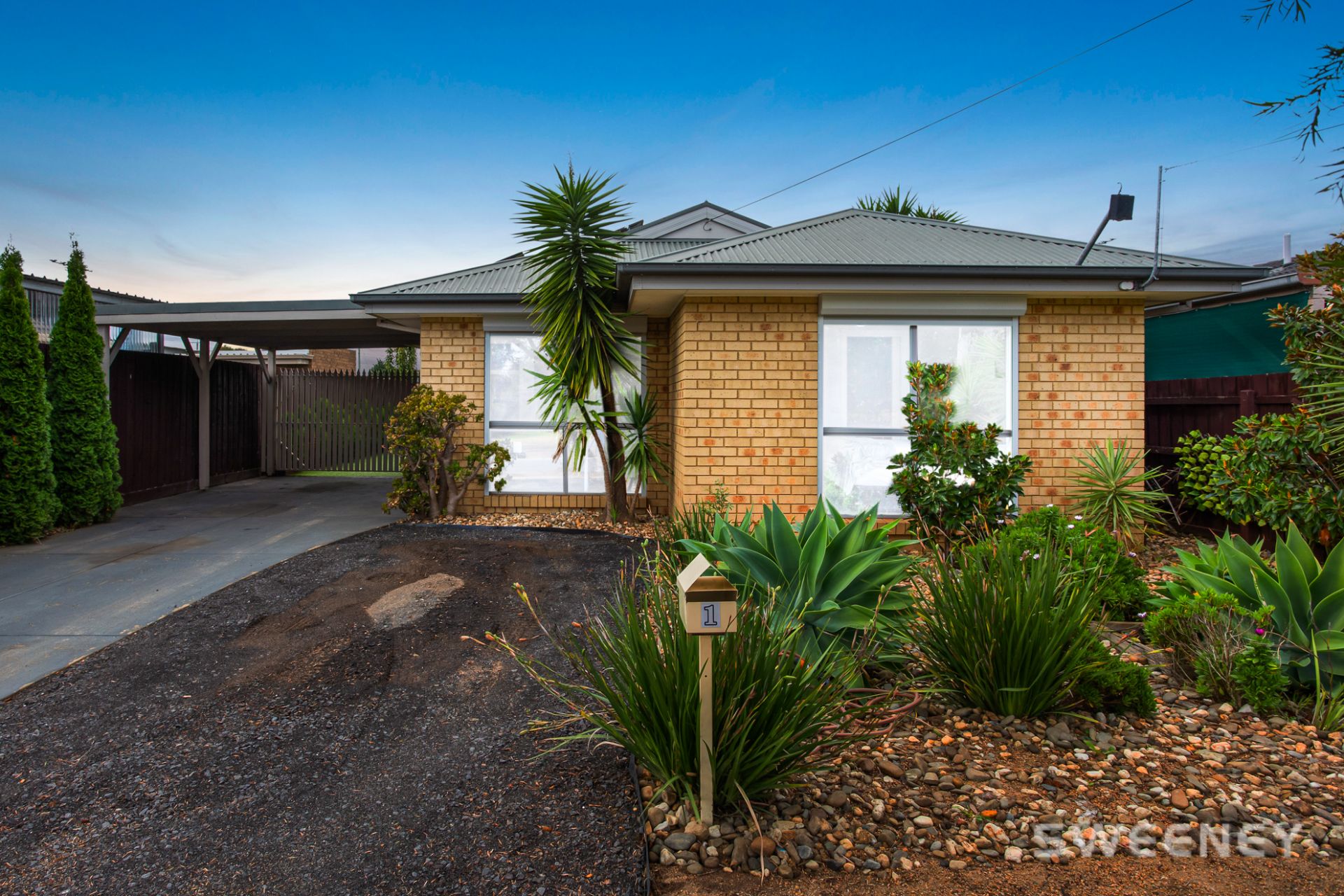 1 Hammond Court, Altona Meadows - Thumbnail 2