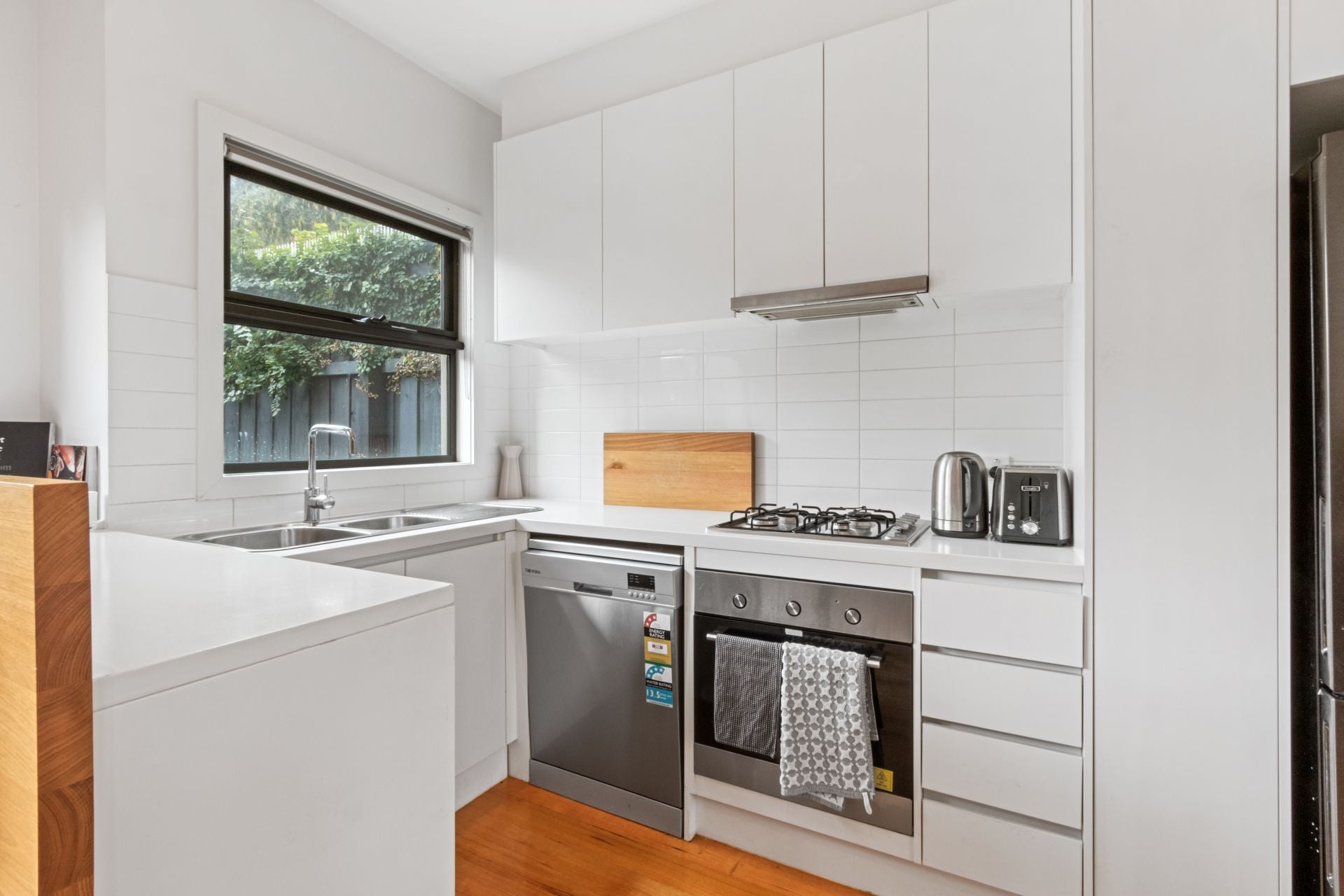 Charming 2 Bedroom Townhouse in the Heart of Preston
