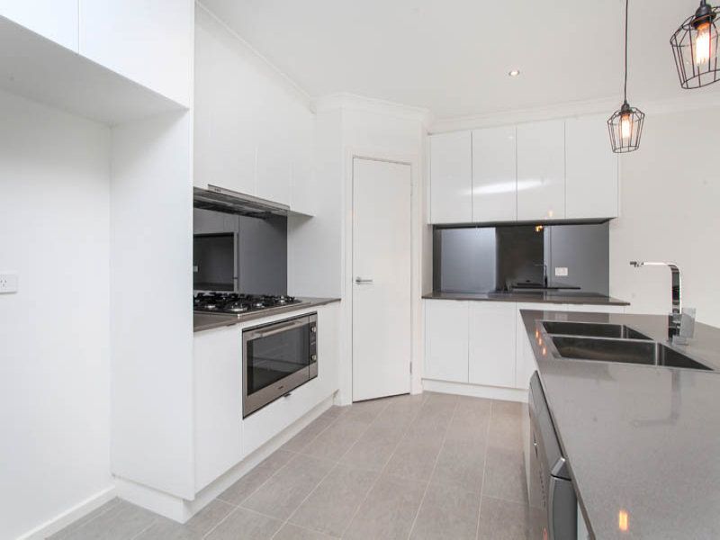 18 Mckillop Way, Plumpton - Thumbnail 5