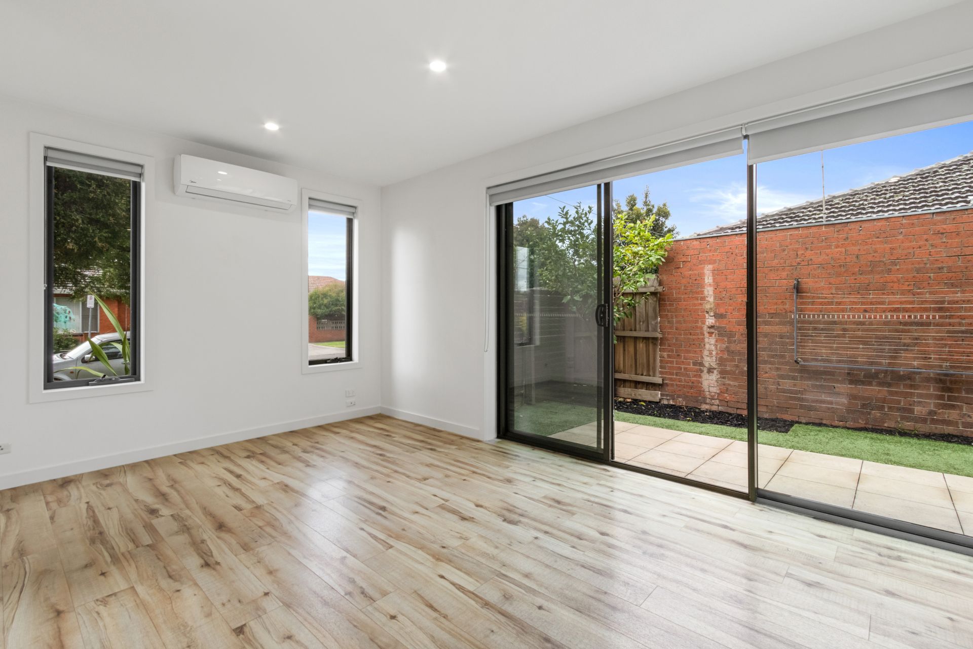 Stylish and Modern 2-Bedroom Unit