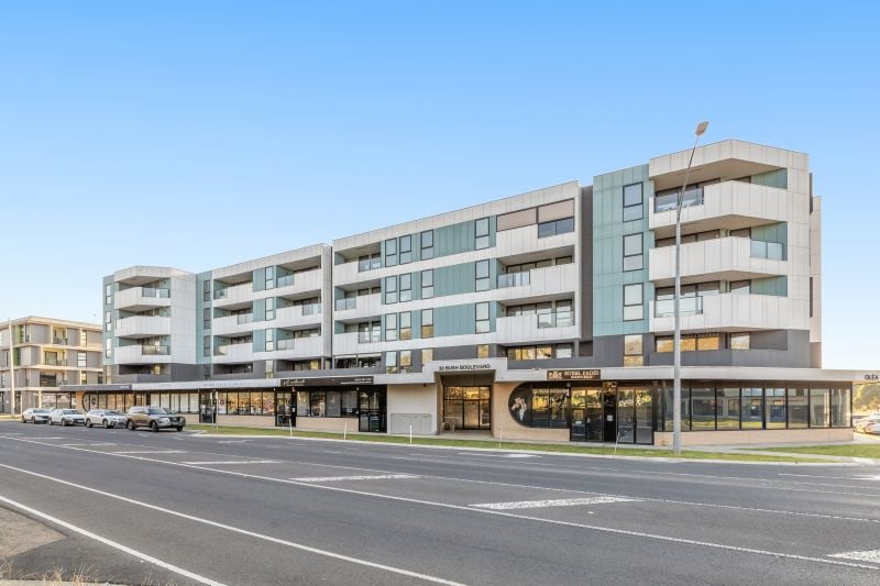 201/30 Bush Boulevard, Mill Park