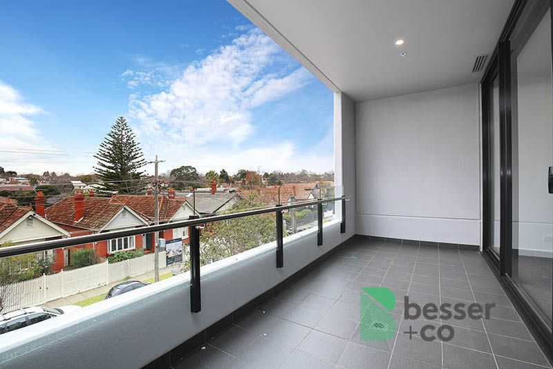 203/88 Orrong Crescent, Caulfield North - Thumbnail 2