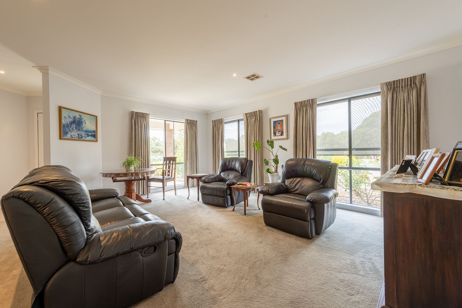 196 Grahams Bridge Road, Haven Wes Davidson Real Estate