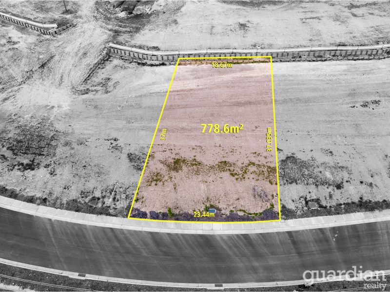 13 Riverside Way Kellyville NSW, North Kellyville - Thumbnail 2