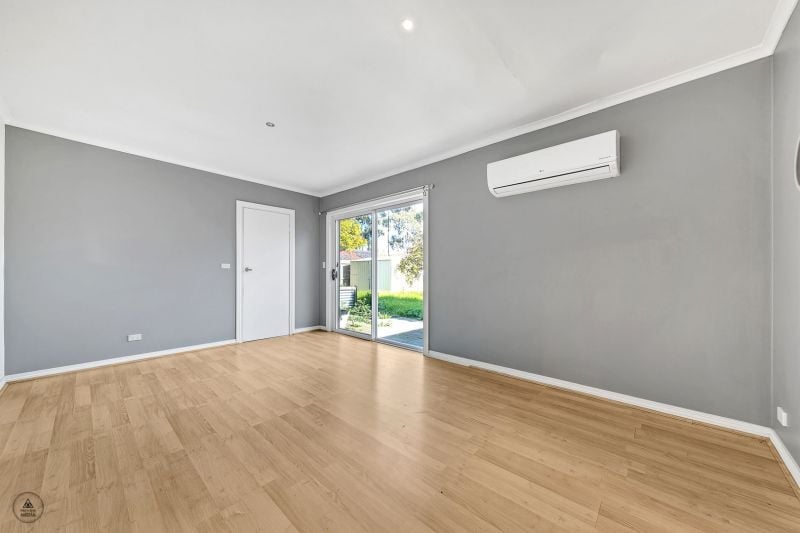 34 Thomson Avenue, Laverton