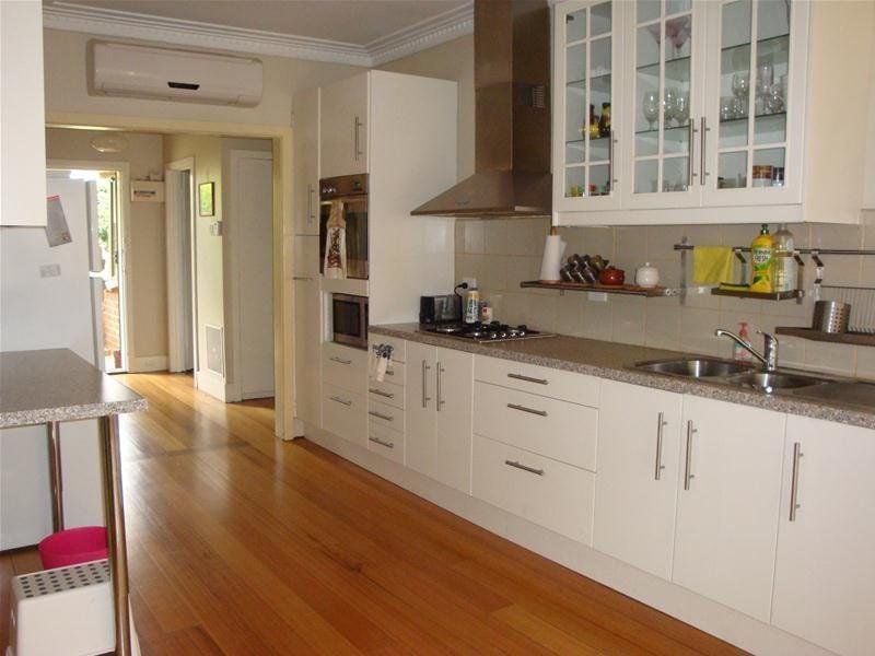 1/38 Barton Street, Reservoir