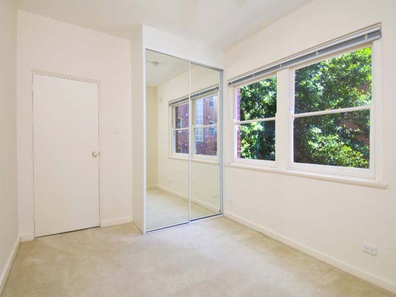 5/82 Kurraba Road NEUTRAL BAY NSW, Bay - Thumbnail 4