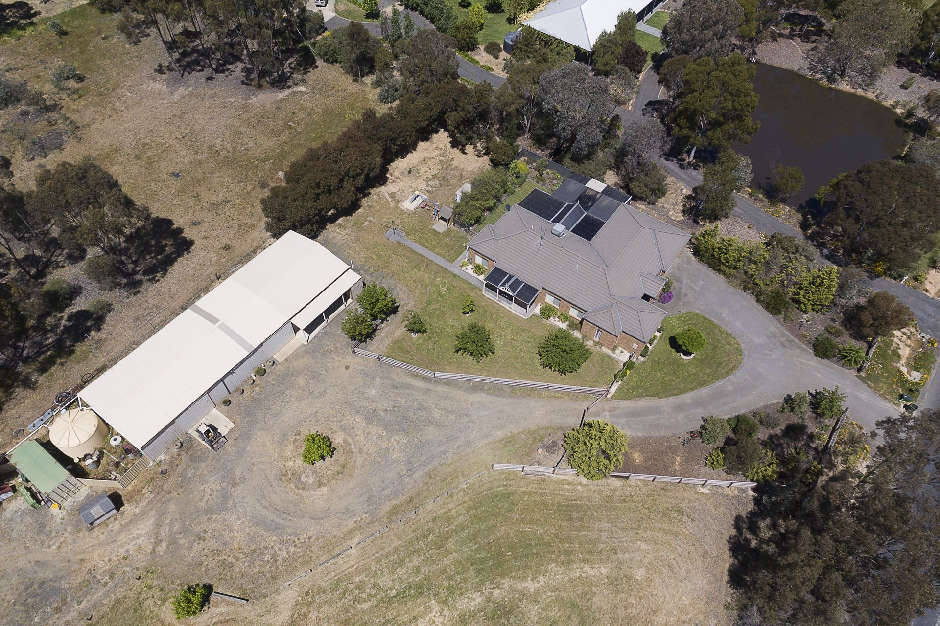 1 Braeside Drive, Junortoun DCK Real Estate