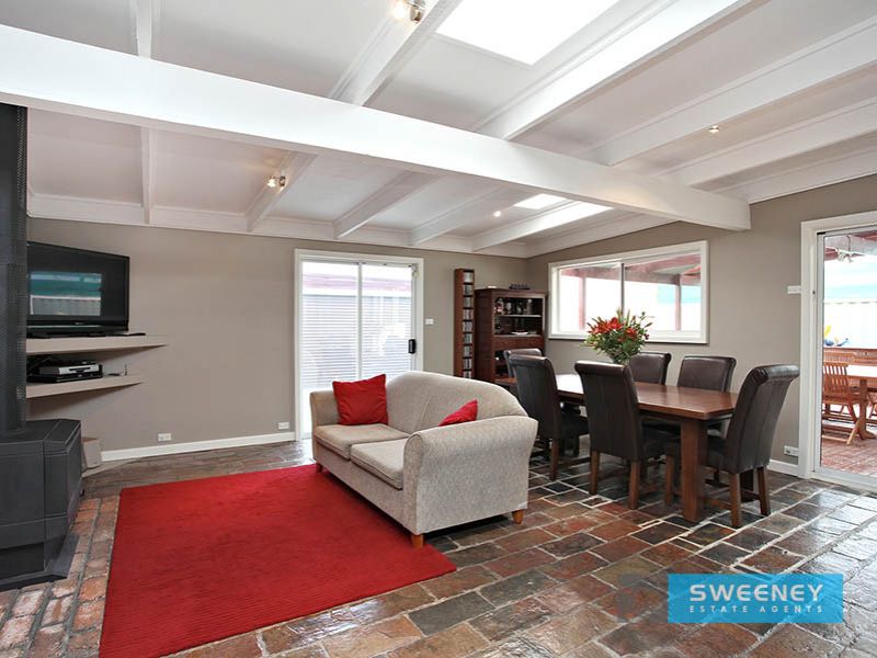 25 Myrtle Grove, Altona - Thumbnail 7