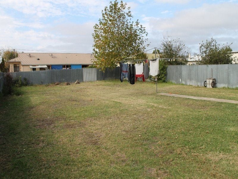 57 Pick Avenue MOUNT GAMBIER SA, Mount Gambier - Thumbnail 2