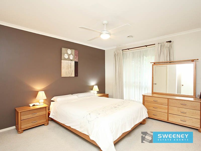 10 Munro Court, Altona Meadows - Thumbnail 6