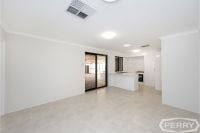 13 Lydia Place, Greenfields, Greenfields - Thumbnail 5