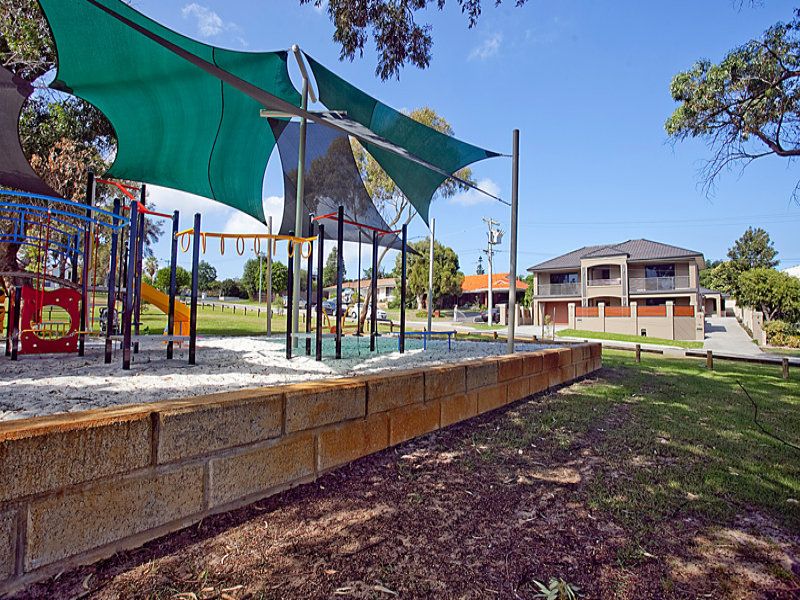 18B Porlock Way Karrinyup WA, Karrinyup - Thumbnail 8