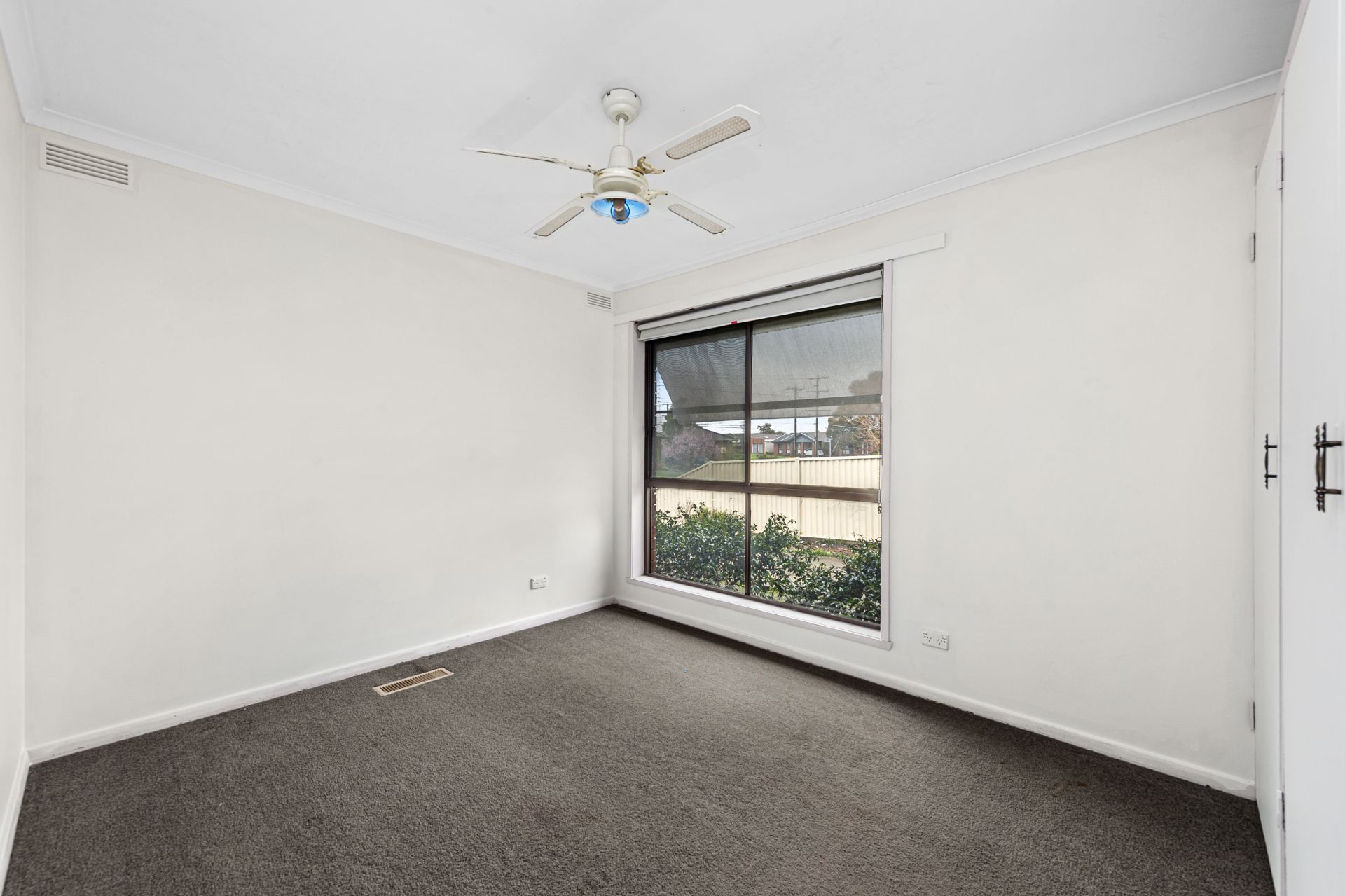 13 Sidbury Avenue, Wendouree, Wendouree, Wendouree - Thumbnail 7