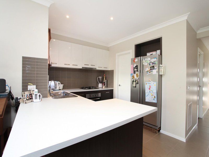 3/16 Tantallon Crescent, Derrimut - Thumbnail 4