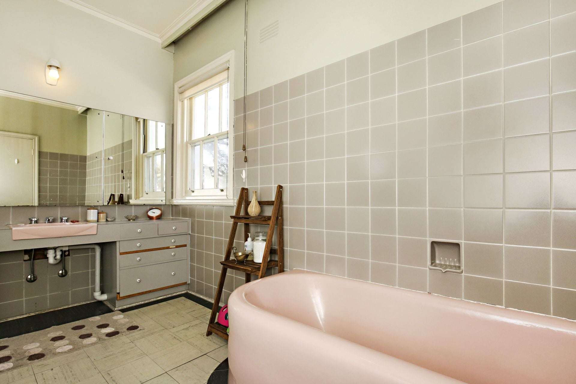 **6 Month Lease ONLY**