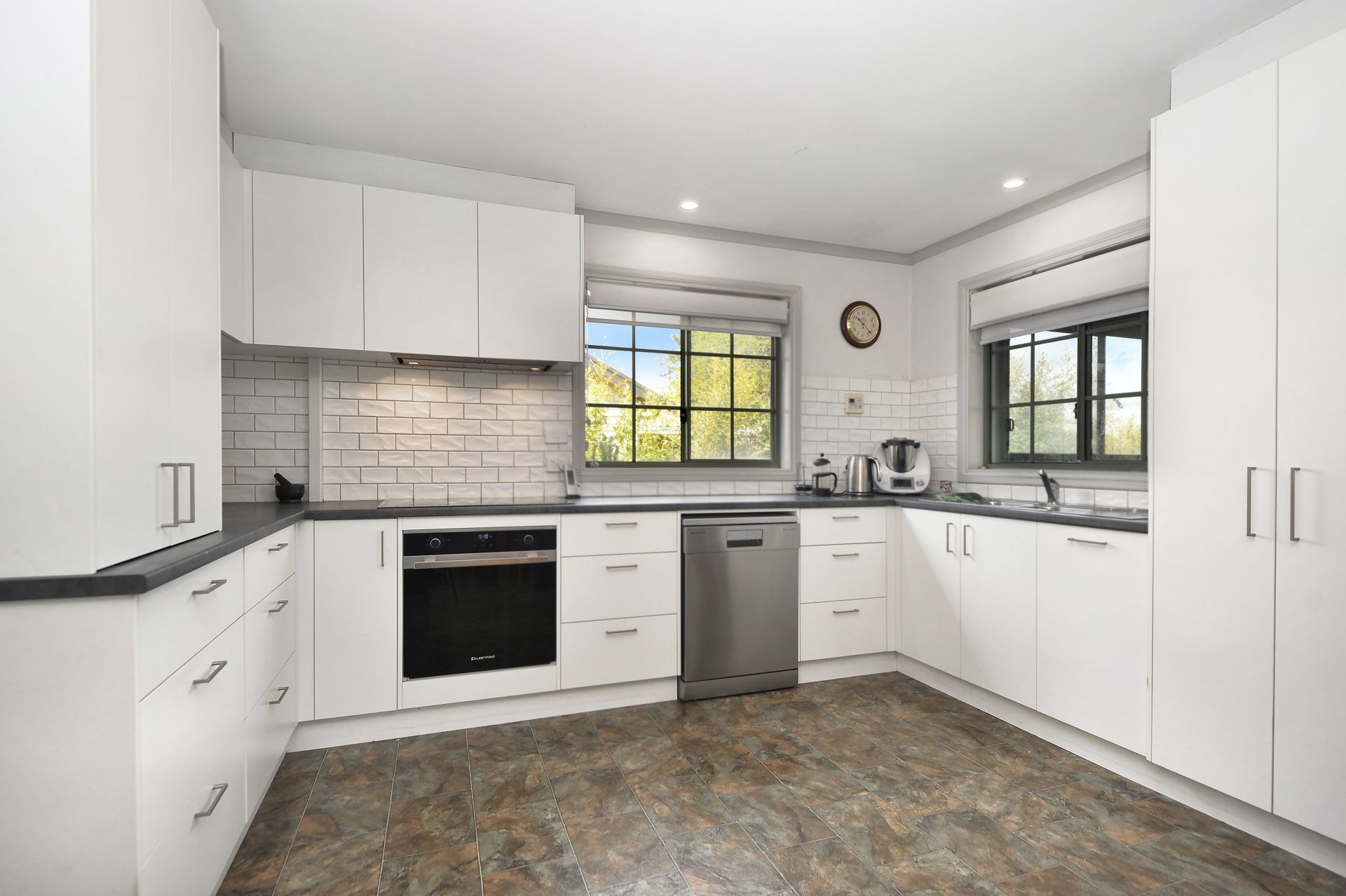 409 Peel Street North, Black Hill, Black Hill, Black Hill - Thumbnail 8