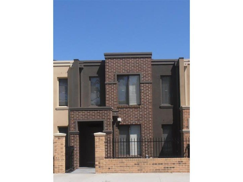 AS NEW AND 2 BATHROOMS!