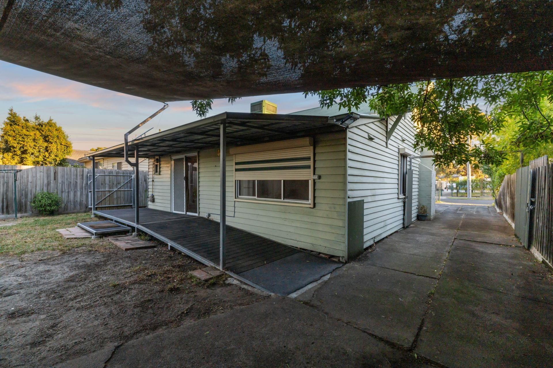 Endless Potential
Please call to arrange Private Inspection.