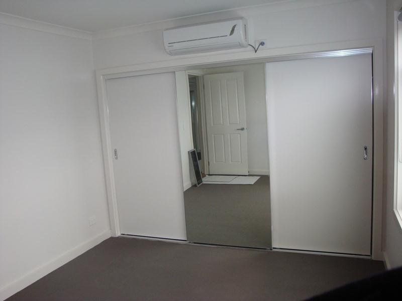 Luxury Living On Leamington!