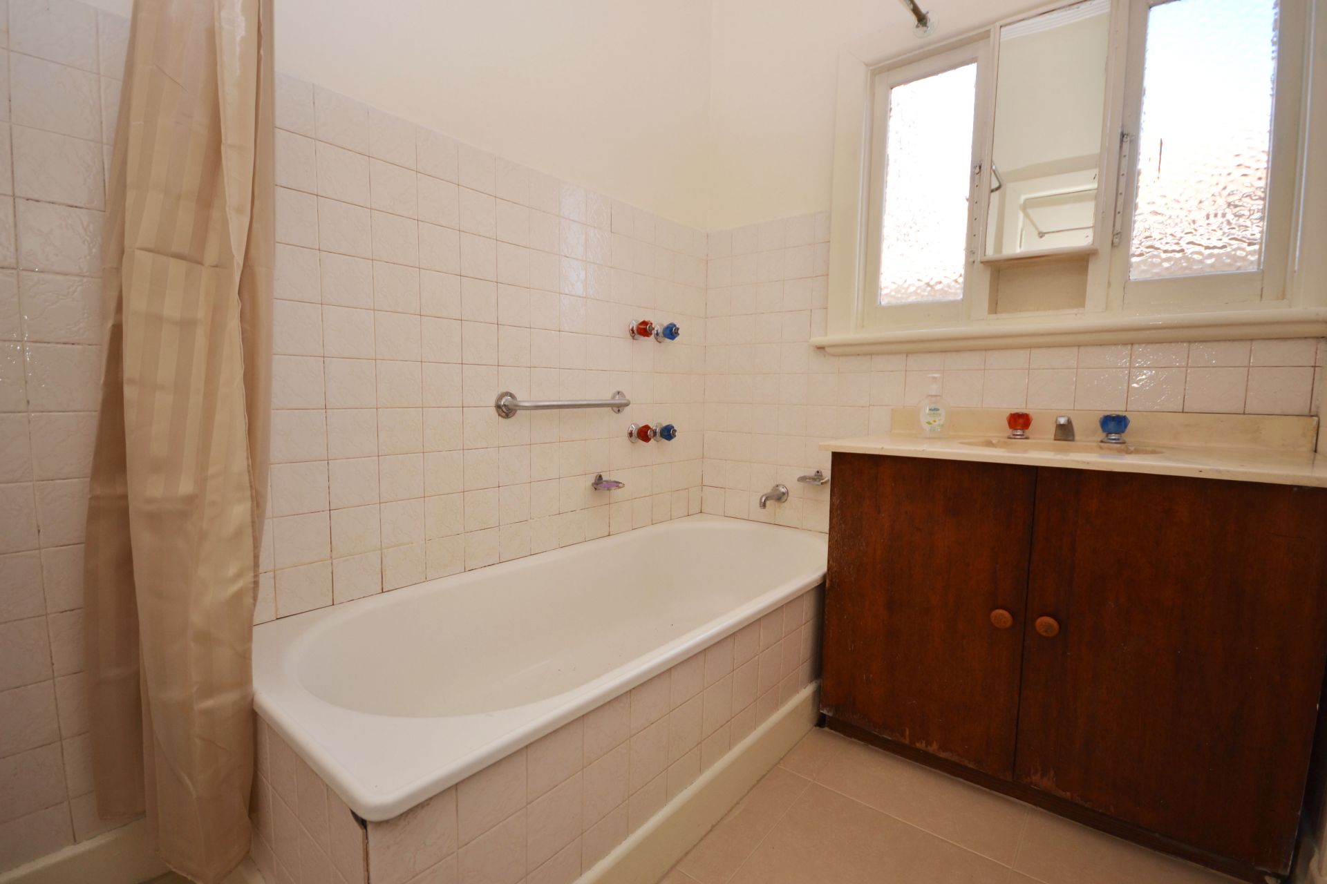 SUPERBLY SITUATED FOR SUPERB LIVING