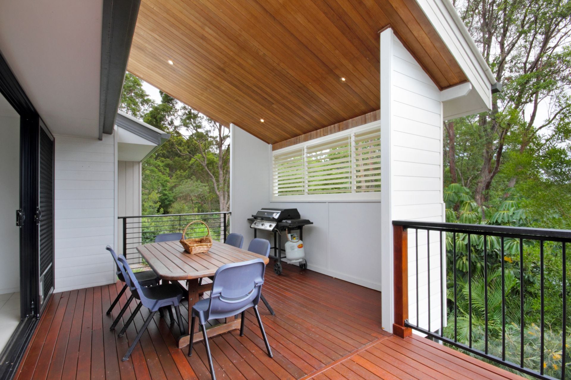 8 Shelly Court Nambour QLD, Nambour - Thumbnail 5