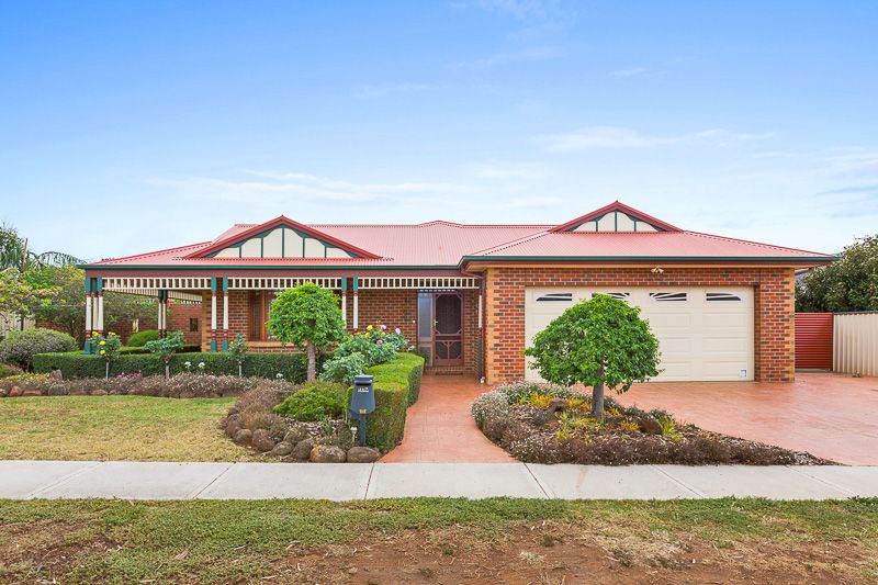 5 Judann Court, Bacchus Marsh - Thumbnail 3