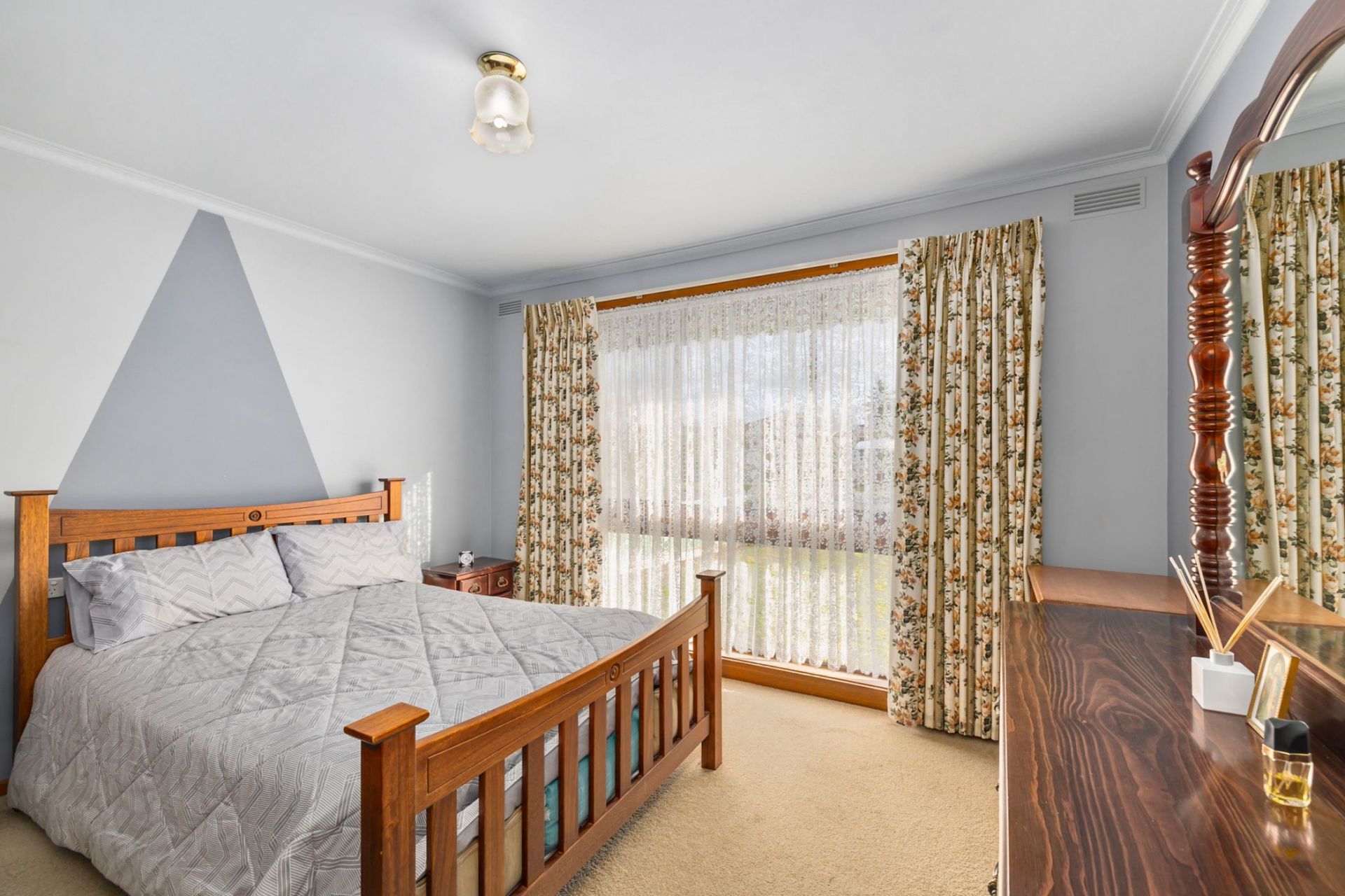 24 Webbcona Parade, Wendouree, Wendouree, Wendouree - Thumbnail 8