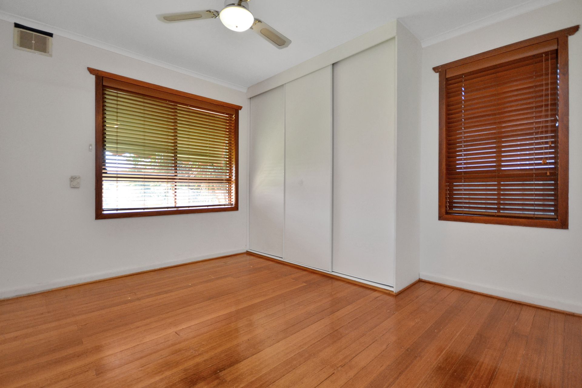 Spacious Home in Reservoir!