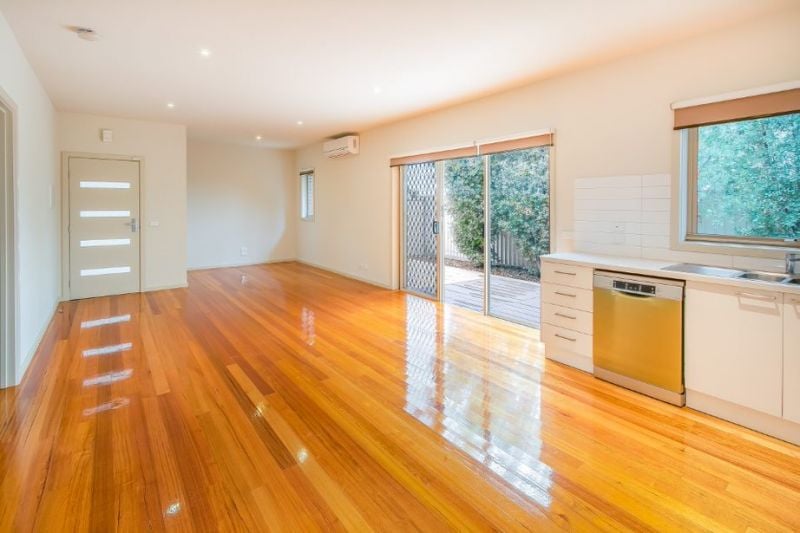 4/73-75 Darebin Boulevard, Reservoir