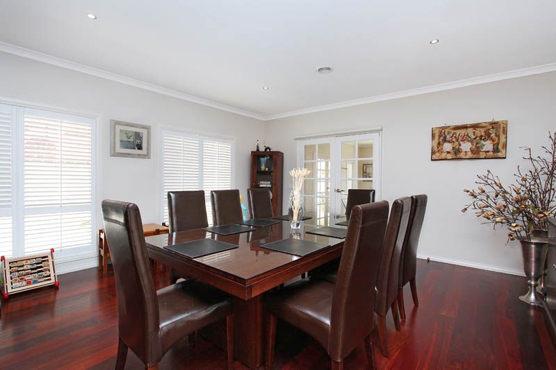7 The Grange, Caroline Springs - Thumbnail 6