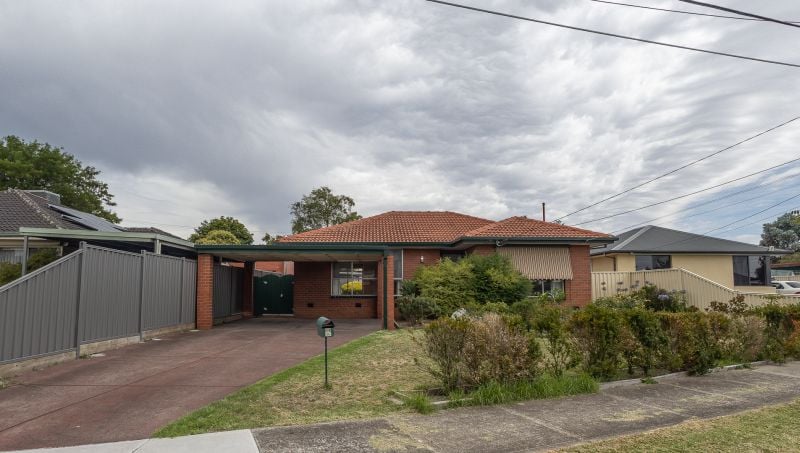 64 Rosedale Drive, Lalor