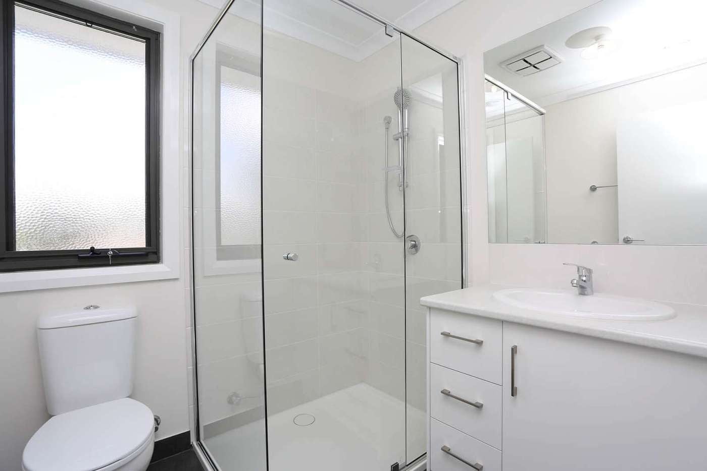 ***Modern & Sophisticated**