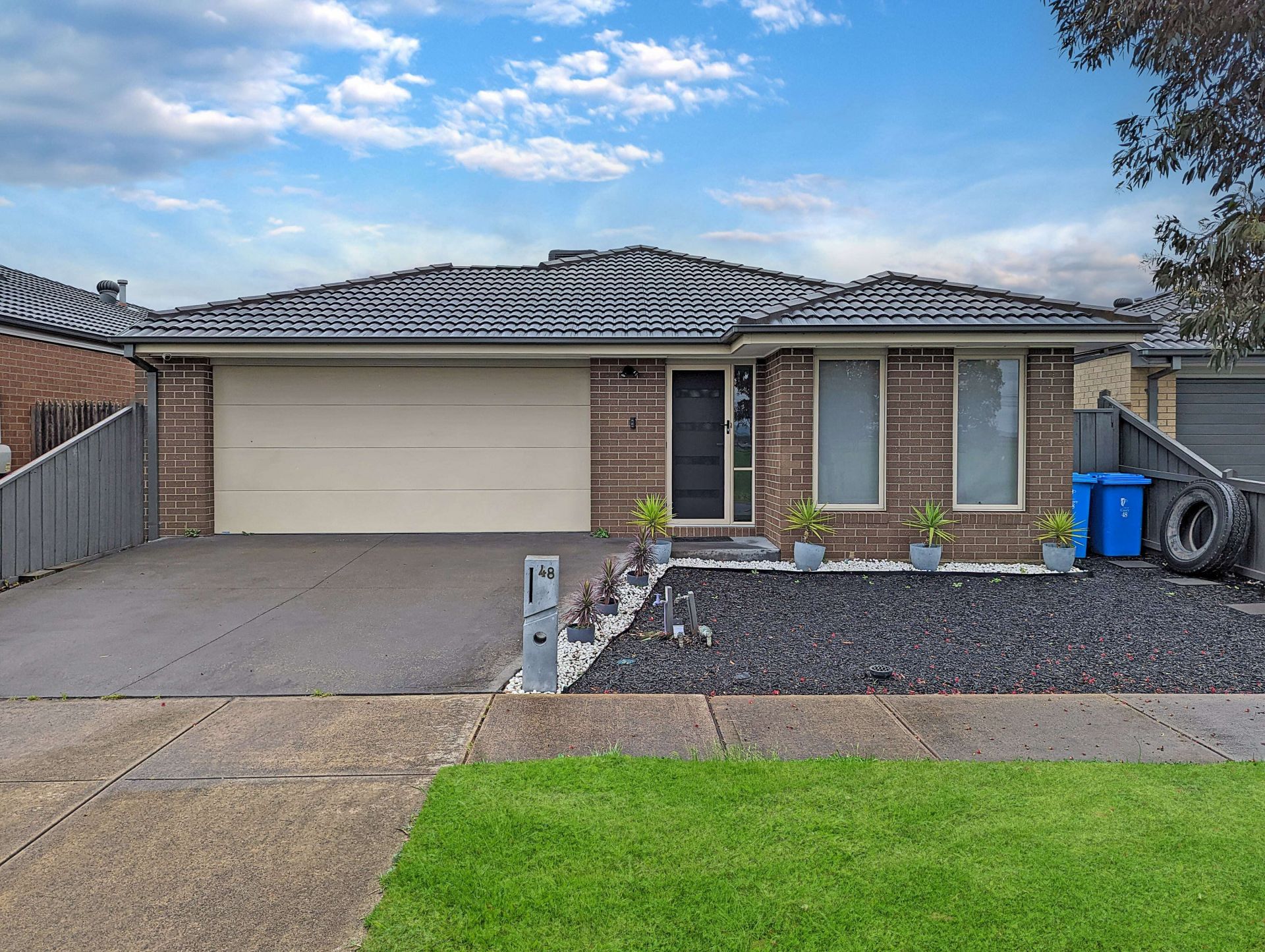 48 Glenelg Street, Clyde North VIC