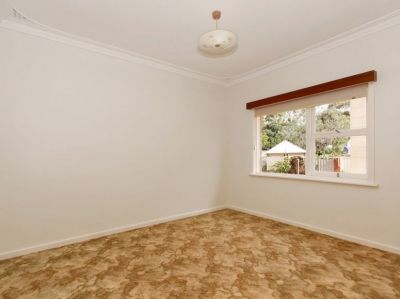 12 Hubble Street, East Fremantle