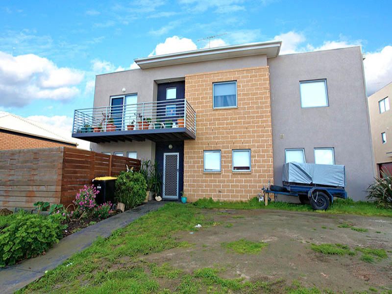 1/4 Hopetoun Green, Caroline Springs - Thumbnail 2