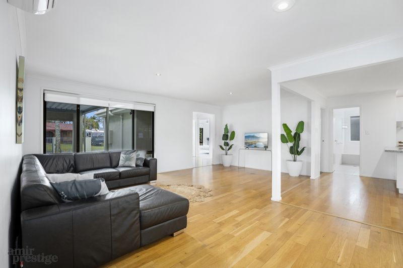 $ 1,027,000, Broadbeach Waters - Thumbnail 4