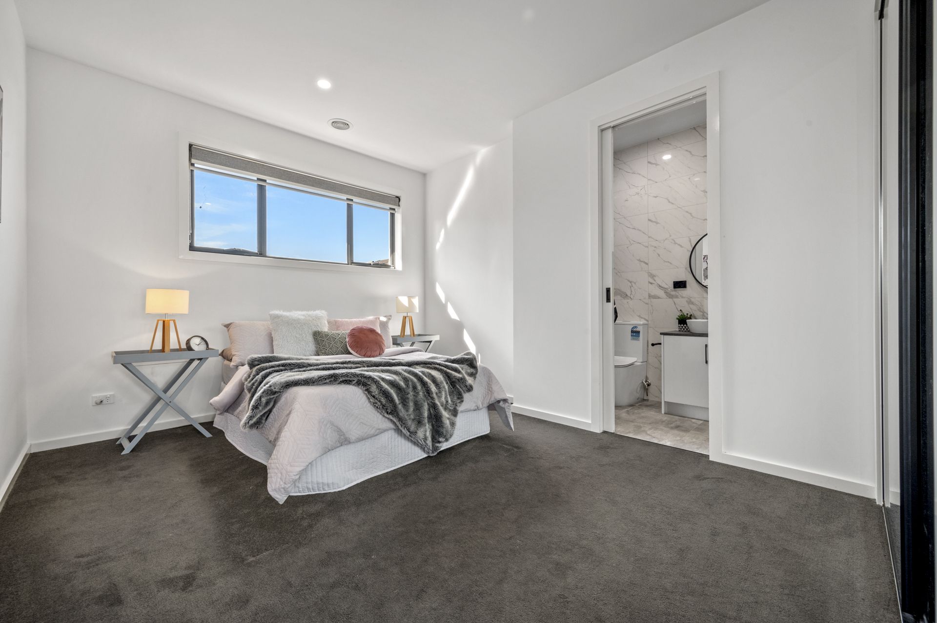 Perfectly Located Modern Unit