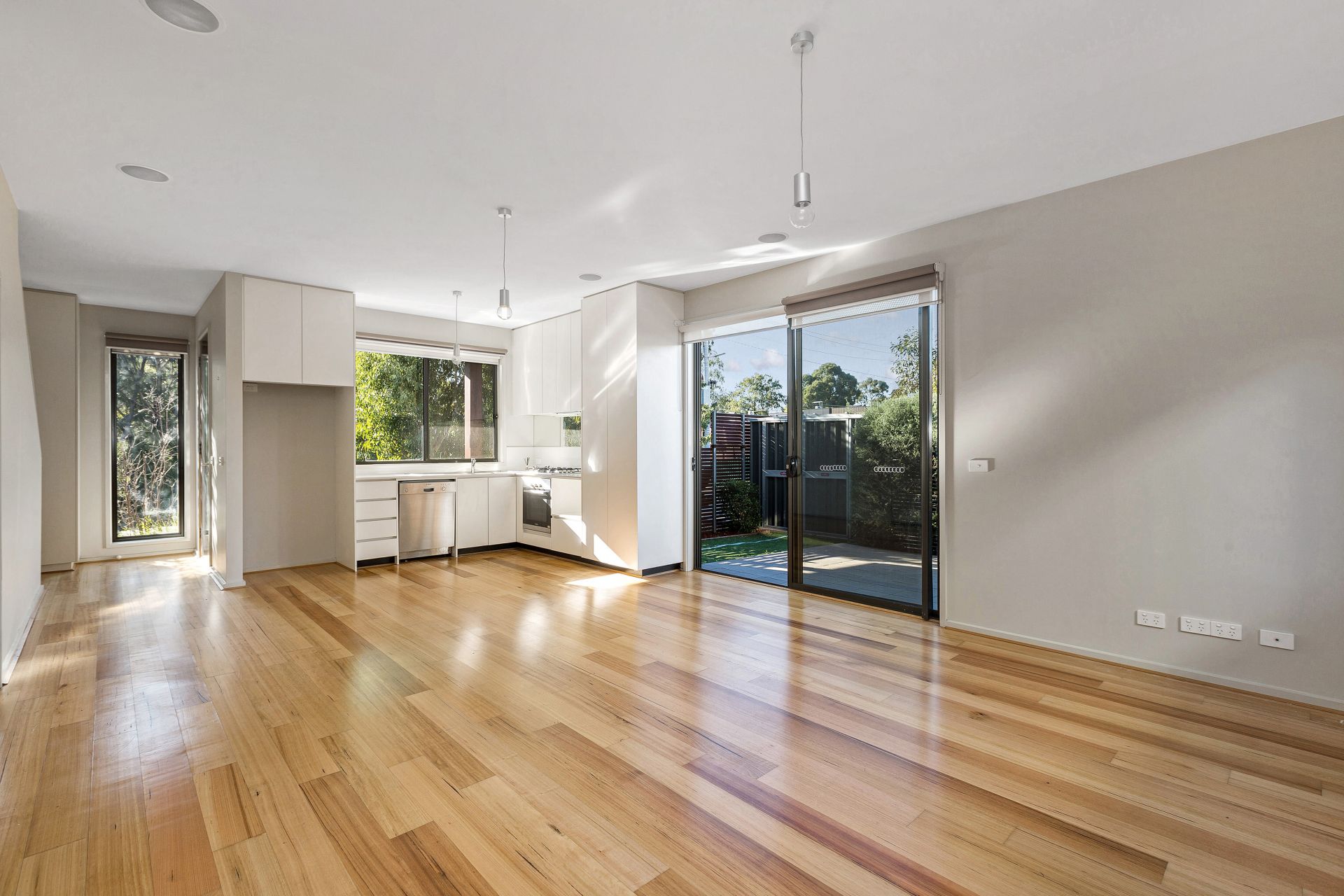 1 Park Avenue, West Footscray - Thumbnail 5