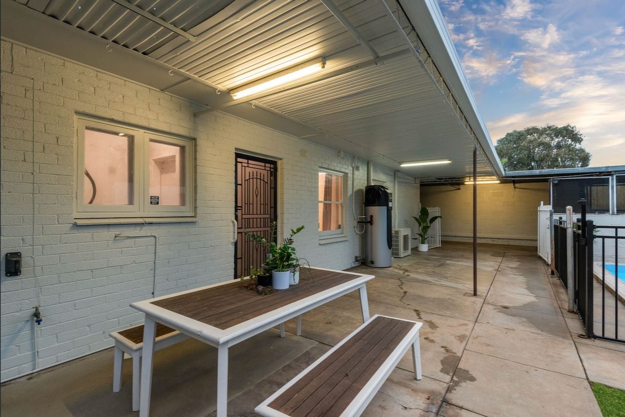 1 Singleton Avenue Seaton 5023