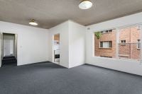 4/71 Dora Street, Hurstville