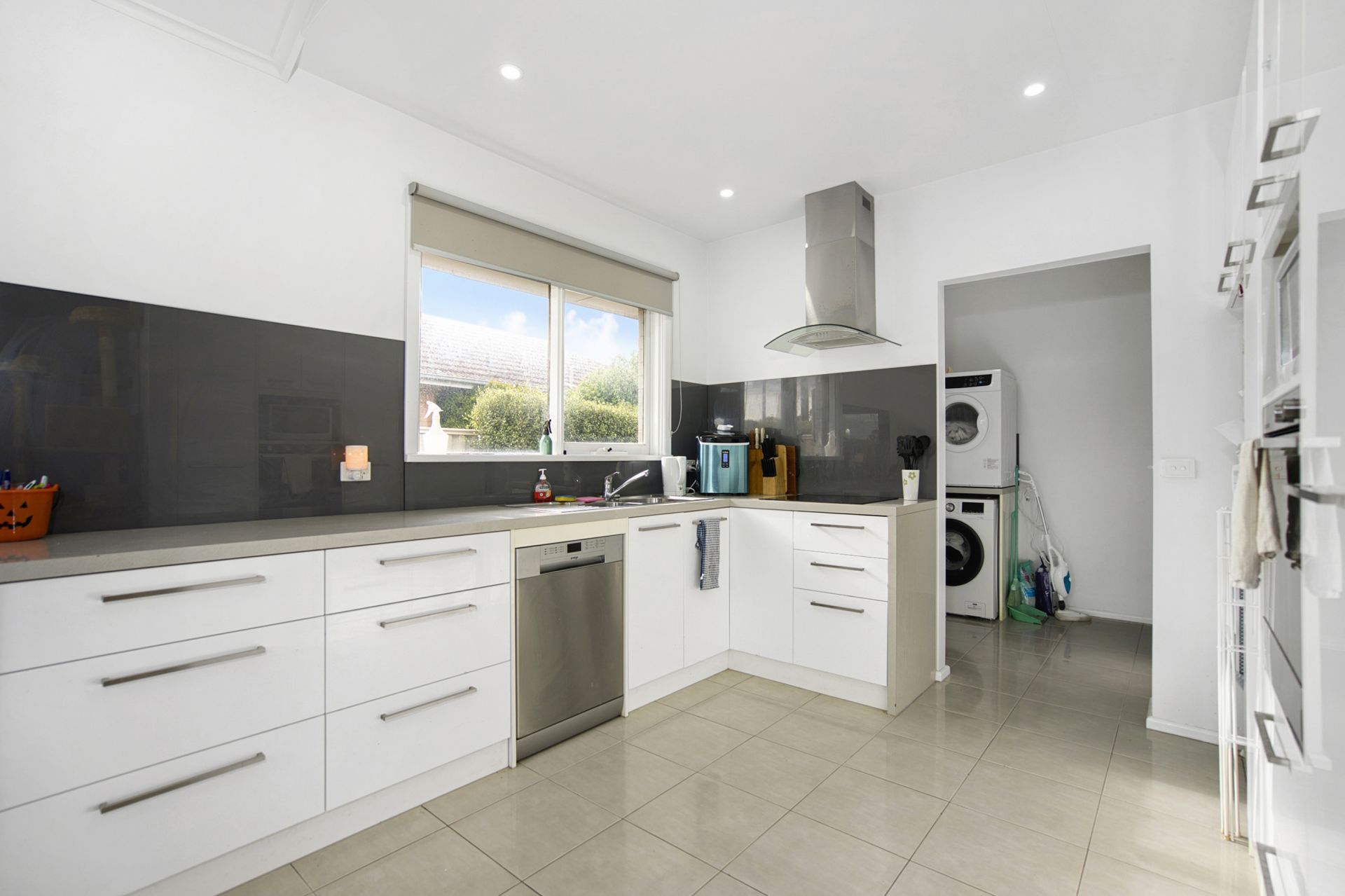 1118 Norman Street Wendouree VIC, Wendouree - Thumbnail 4