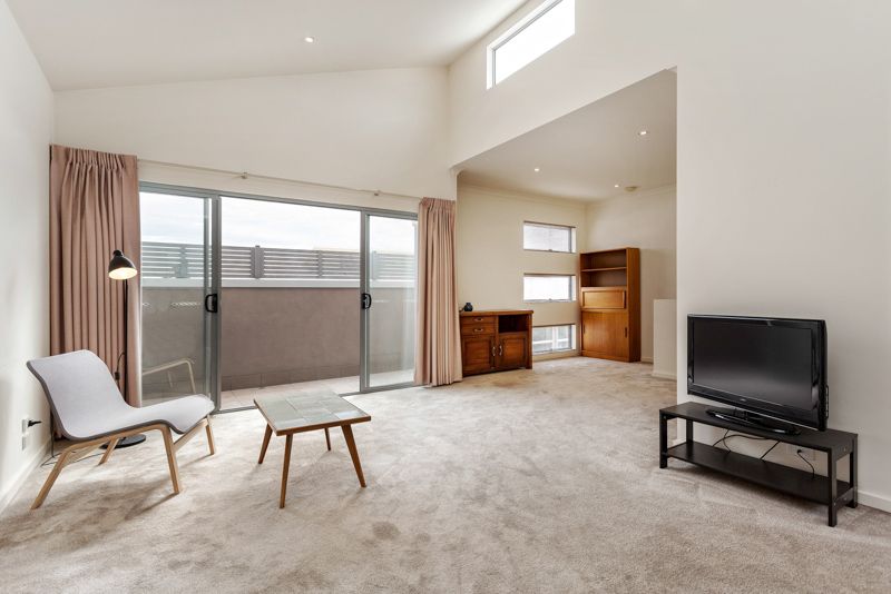8/10 Rosamond Road, Footscray - Thumbnail 5
