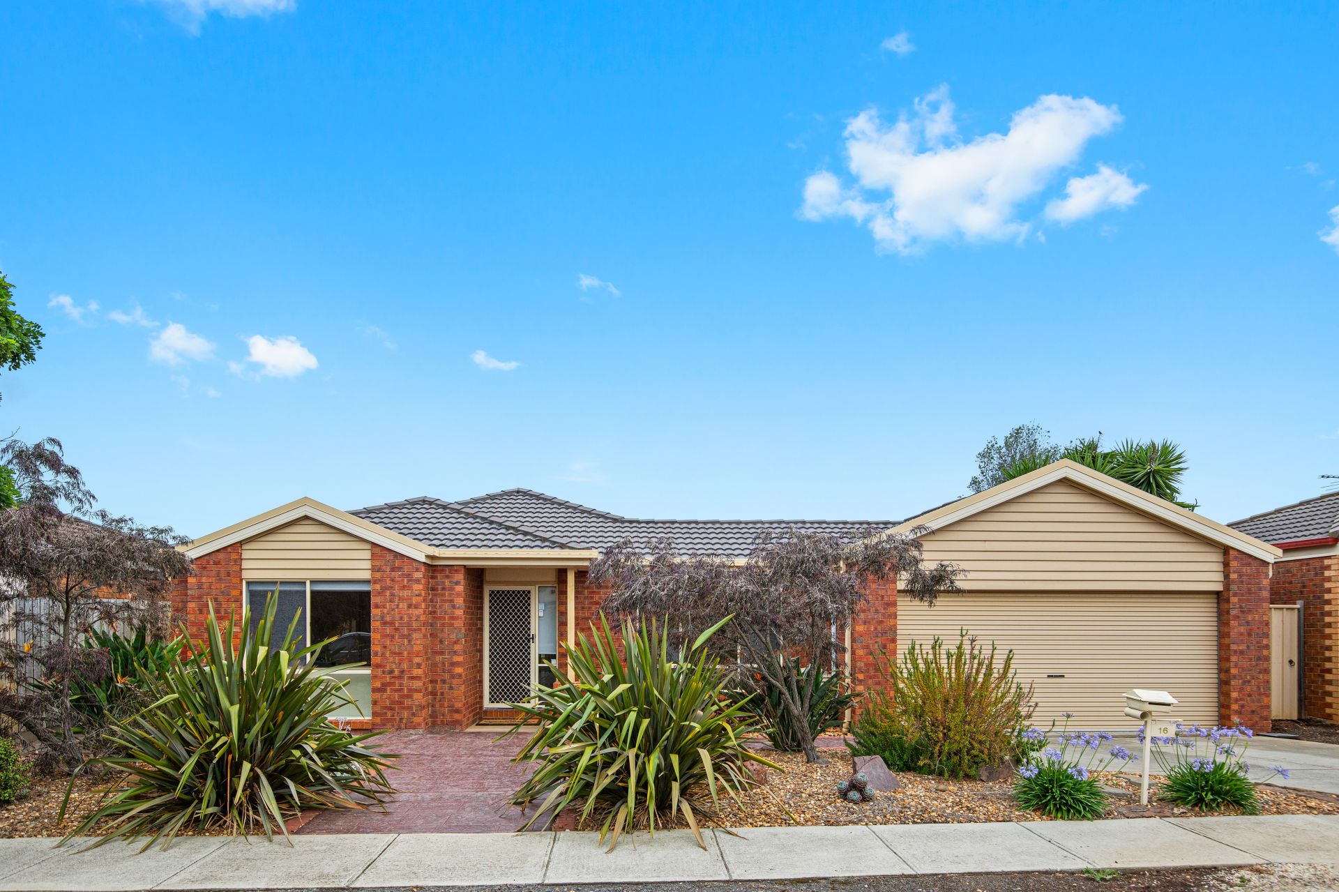 16 Toulouse Crescent, Hoppers Crossing OBrien Real Estate