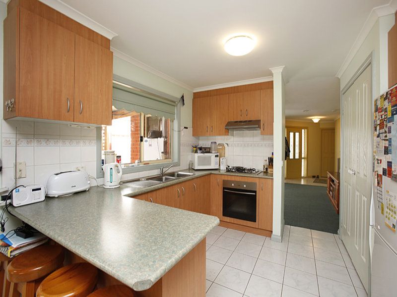 4 Lynch court, Altona Meadows - Thumbnail 6