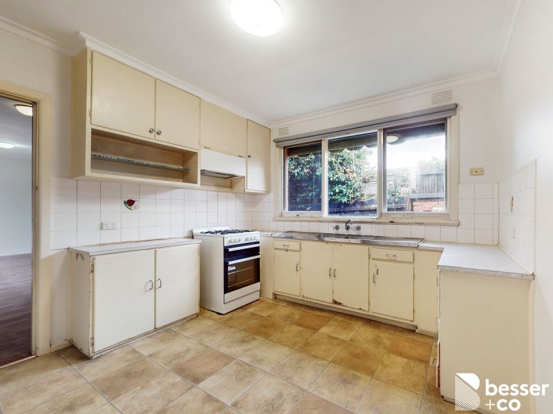 7/11 McWhae Avenue, St Kilda East - Thumbnail 7