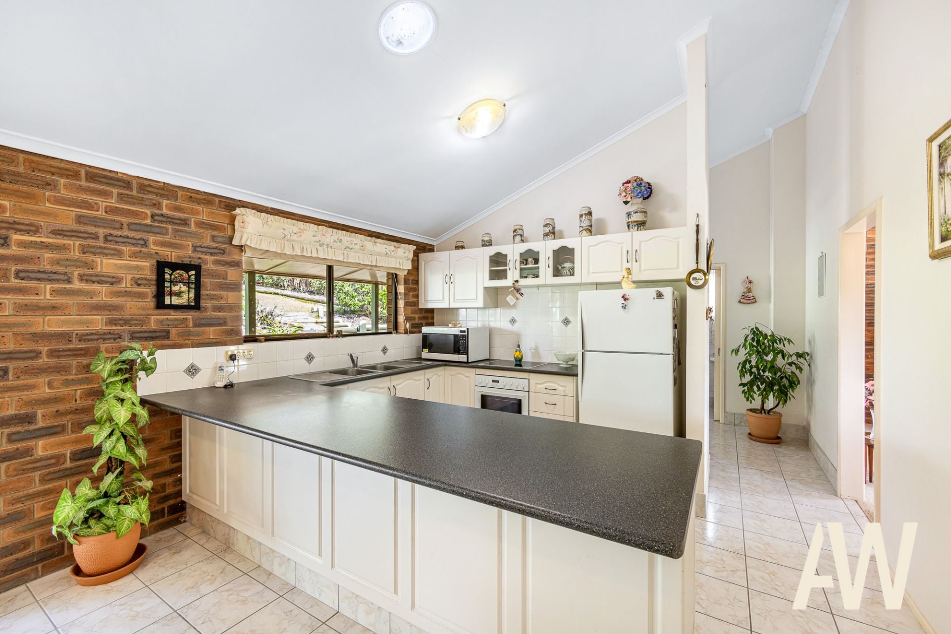 12 Savilles Road Nambour QLD, Nambour - Thumbnail 4